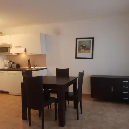 Monaco Grimaldi Forum Beach Apartment *